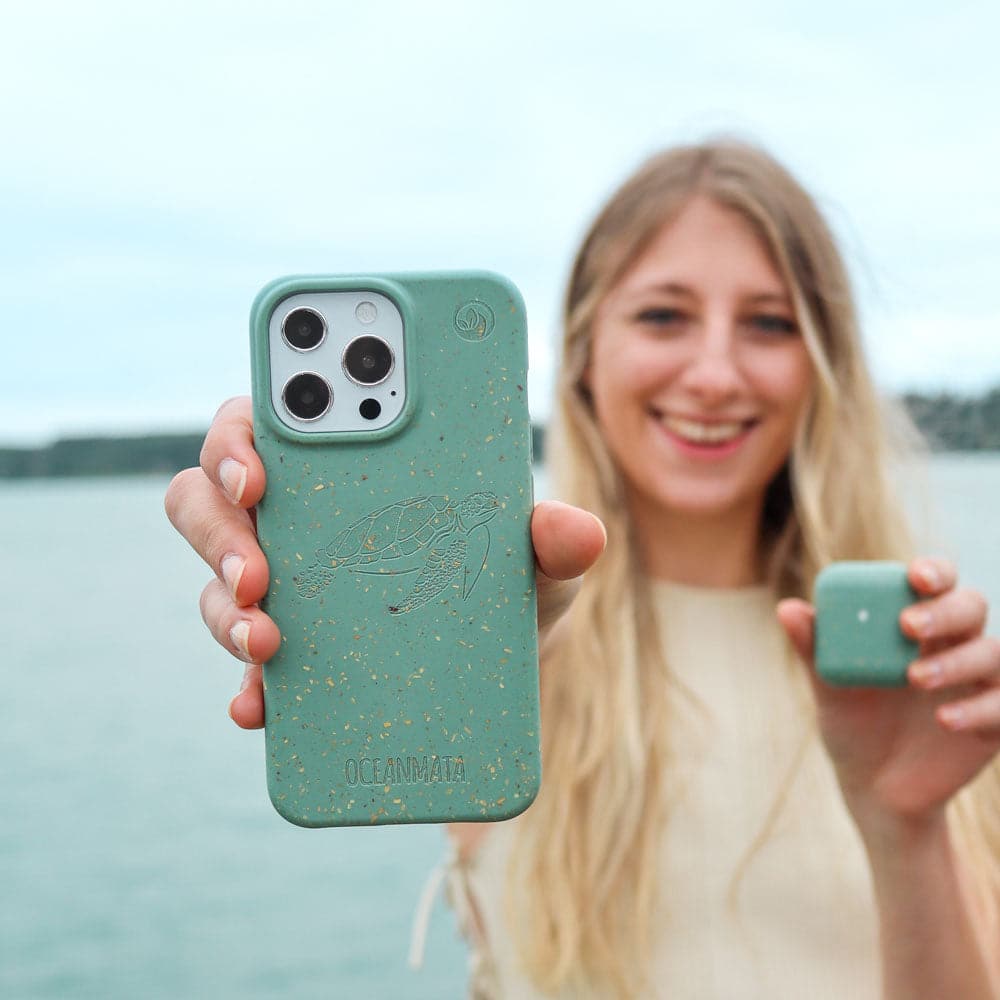 iPhone 13 mini Hülle - grün - "TURTLE" - nachhaltig – Ansicht 5