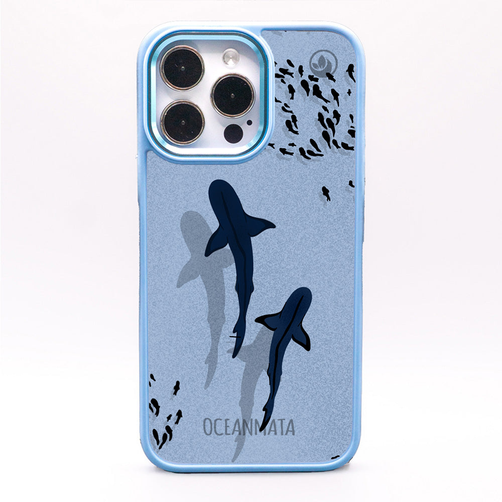 iPhone 13 pro max Hülle - Hai blau - "Into the blue" nachhaltig