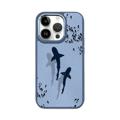 iPhone 14 pro Hülle - Hai blau - "Into the blue" nachhaltig