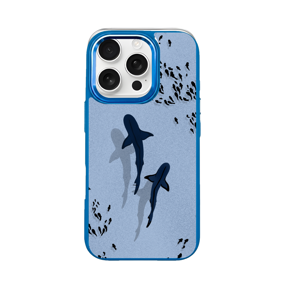 iPhone 16 pro Hülle - Hai blau - "Into the blue" nachhaltig