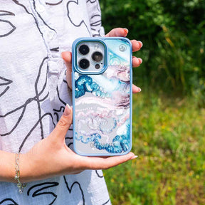 iPhone 16e Hülle - Qualle blau - "Men o' War" - nachhaltig